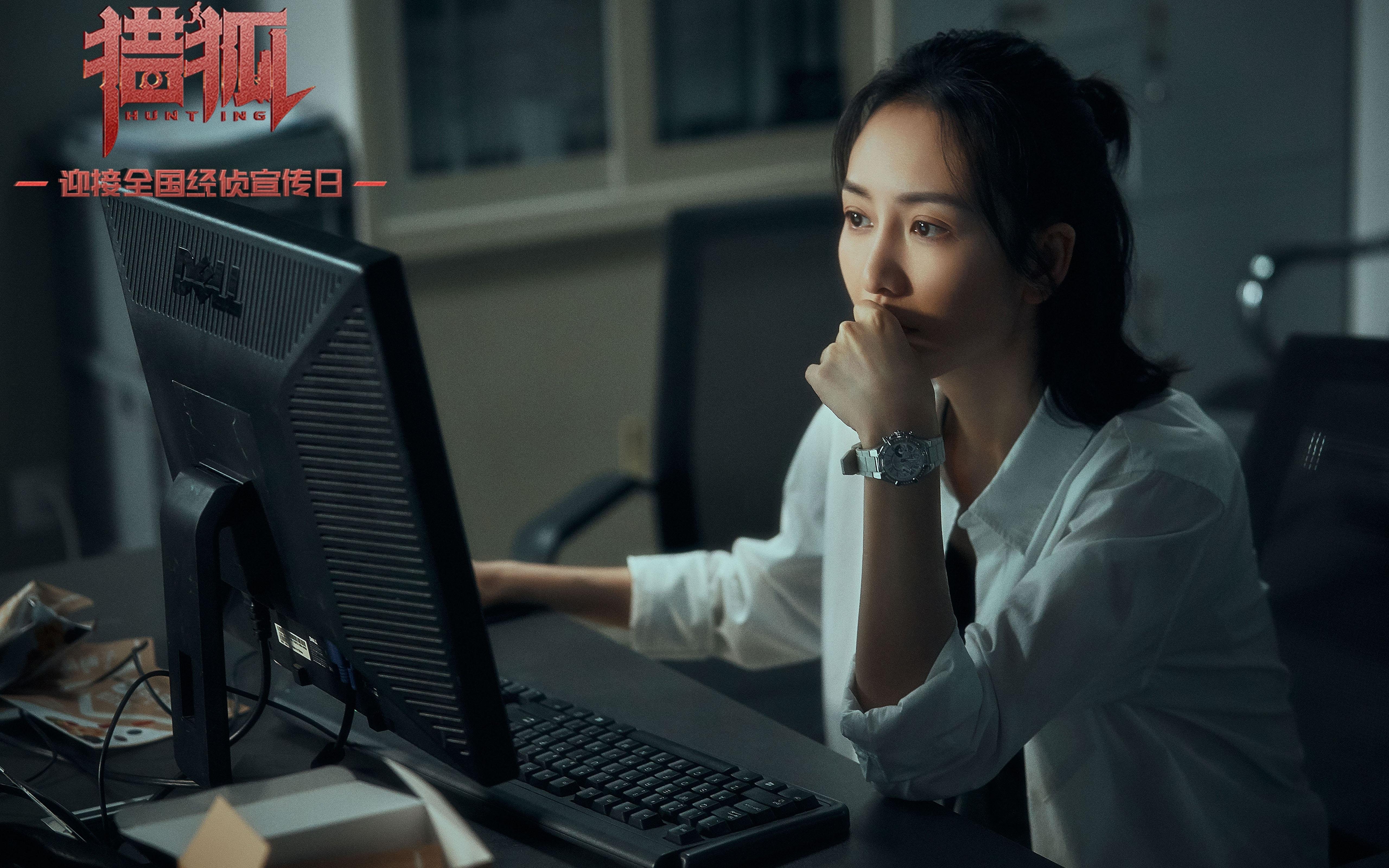 《赛事后花絮：工作人员的辛勤与付出》，比赛后工作人员总结怎么写