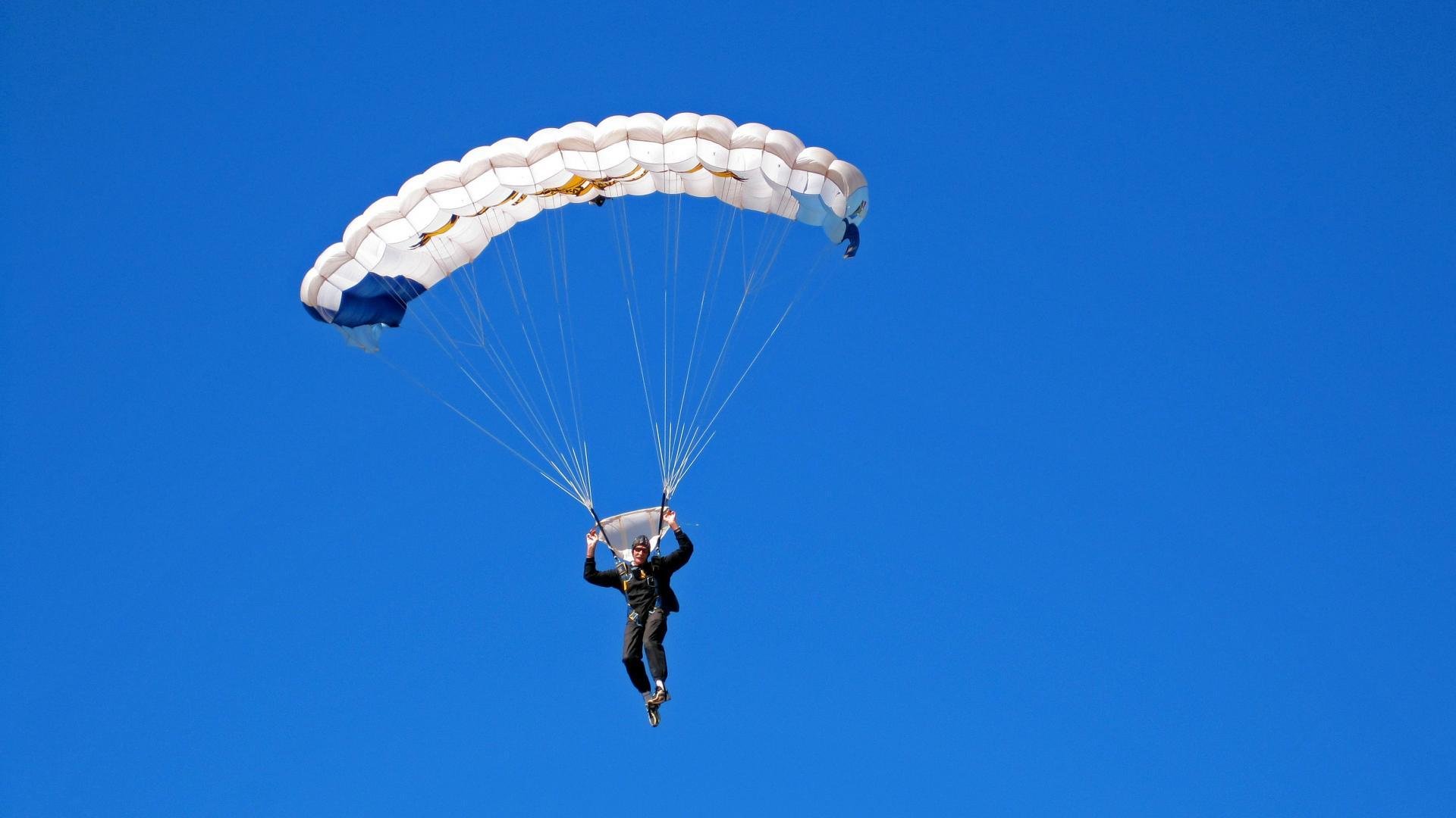 CNN头条：冬奥最具冲击力球队——来自西非的雄狮，冬奥会非洲选手