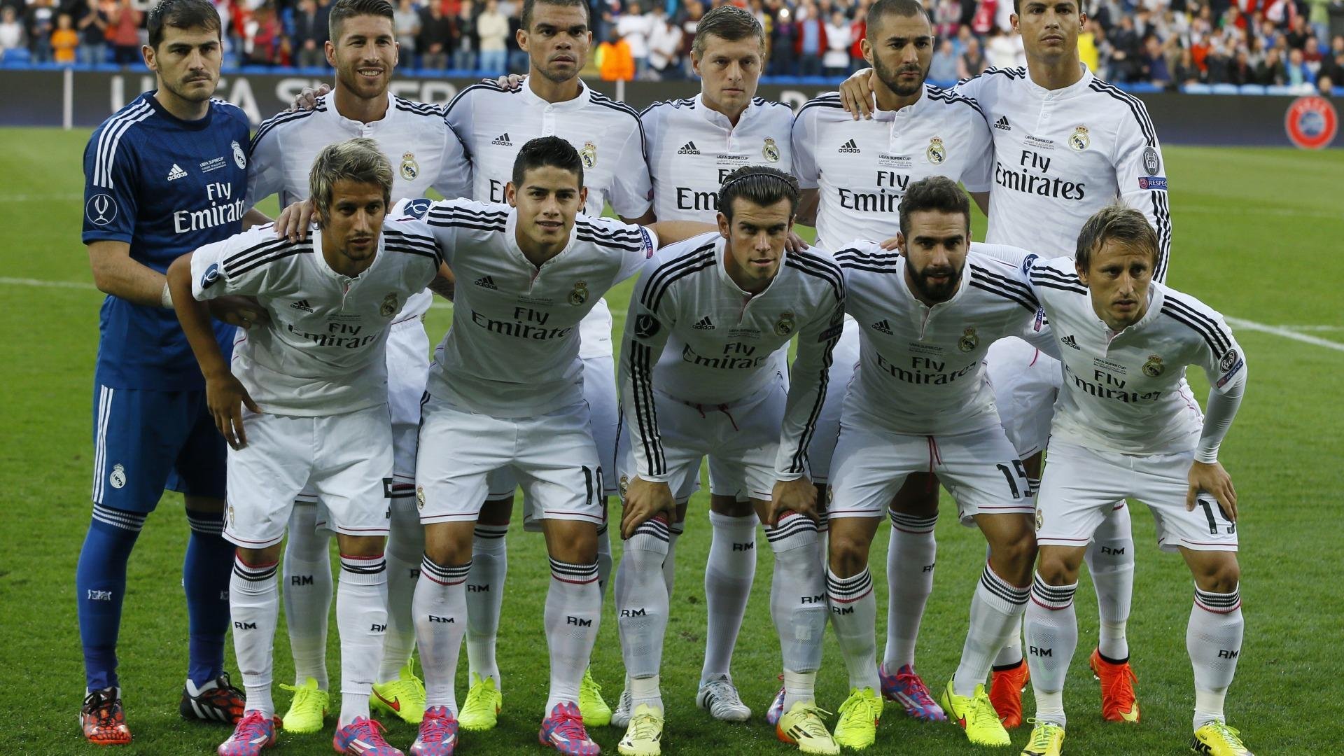 “球员的趣味爱好：场外明星的精彩故事”，球迷明星